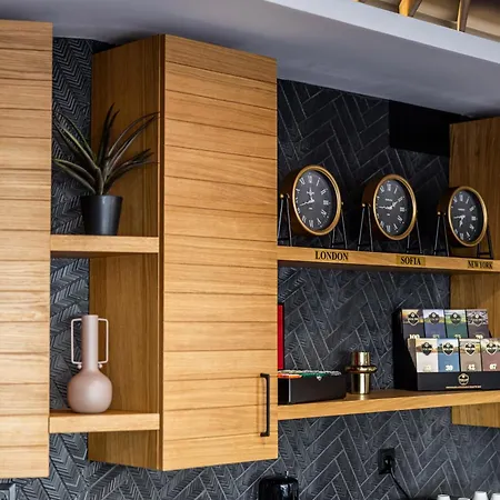 מלון Acacia Boutique 3*