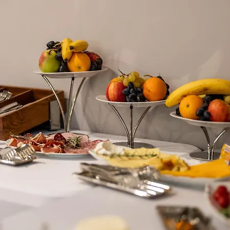 فندق Acacia Boutique